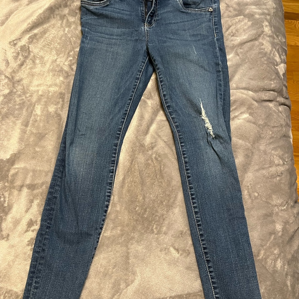 Toothpick Skinny Ripped Jeans - Picture 5 of 7
